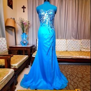 NWT Cinderella Divine Blue Evening Dress Gown